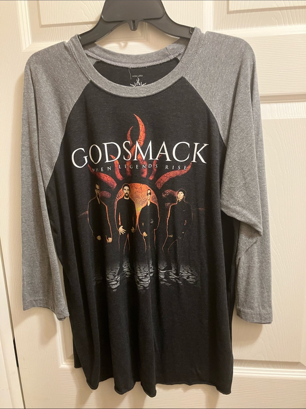 Men’s Rare VINTAGE Long Sleeve Godsmack branded Tee — Black and Gray XL